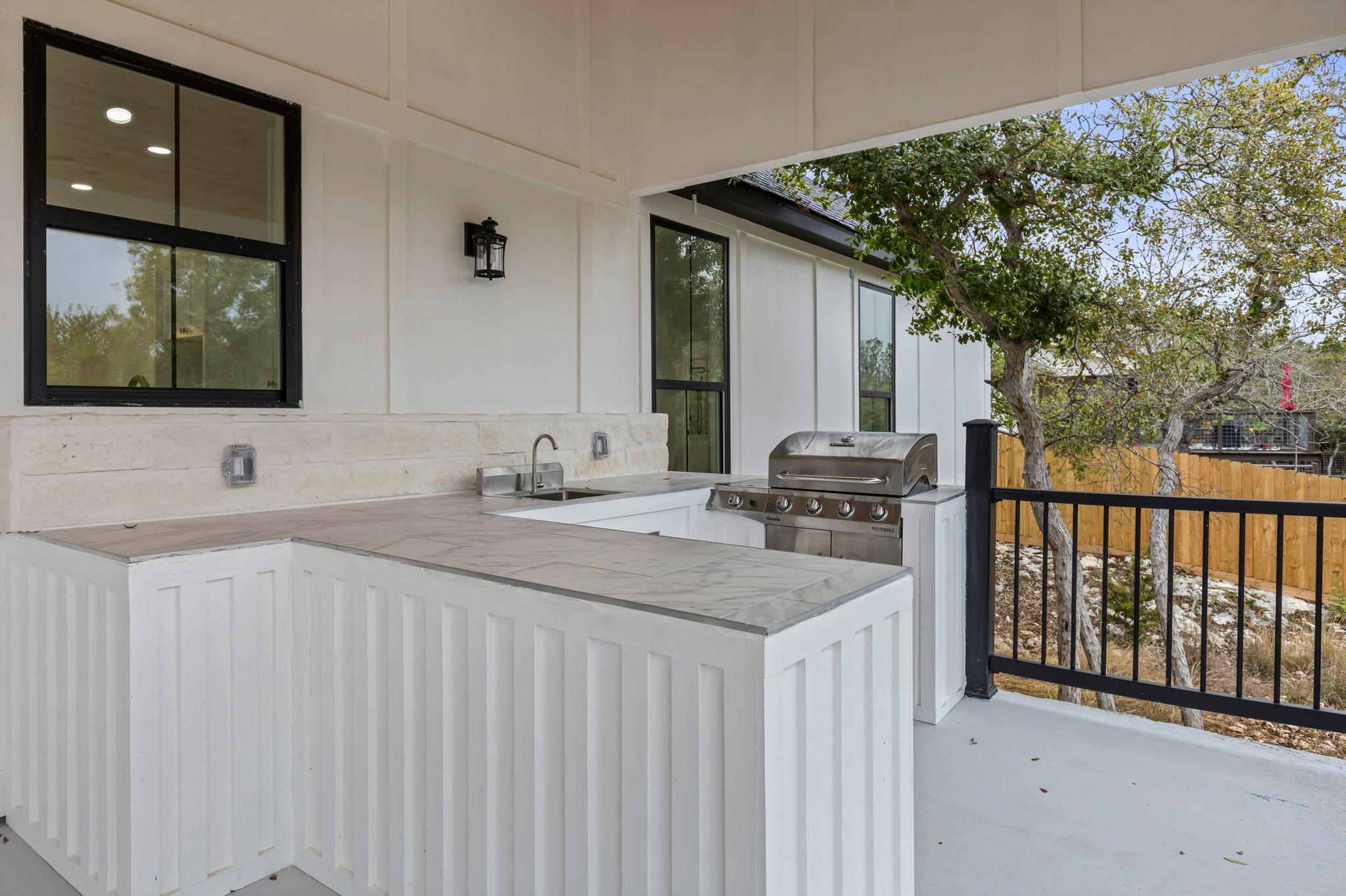 35 Whistling Wind, Wimberley, TX 78676