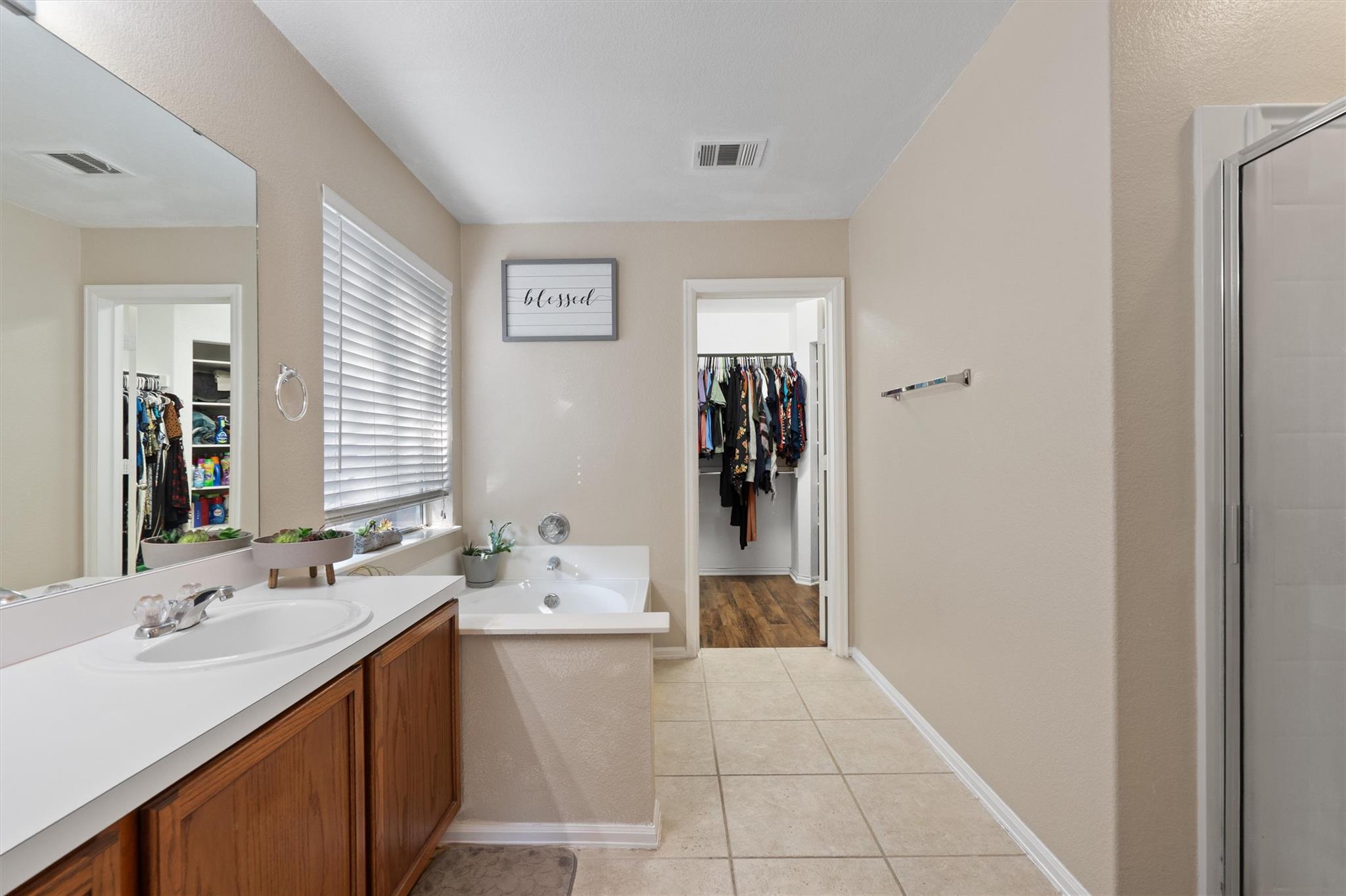 1315 Sunflower Ln, San Marcos, TX 78666