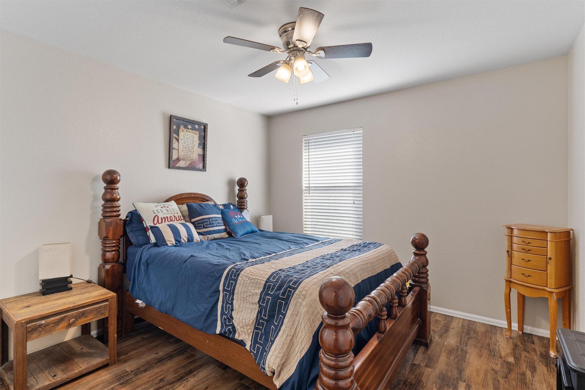 1315 Sunflower Ln, San Marcos, TX 78666