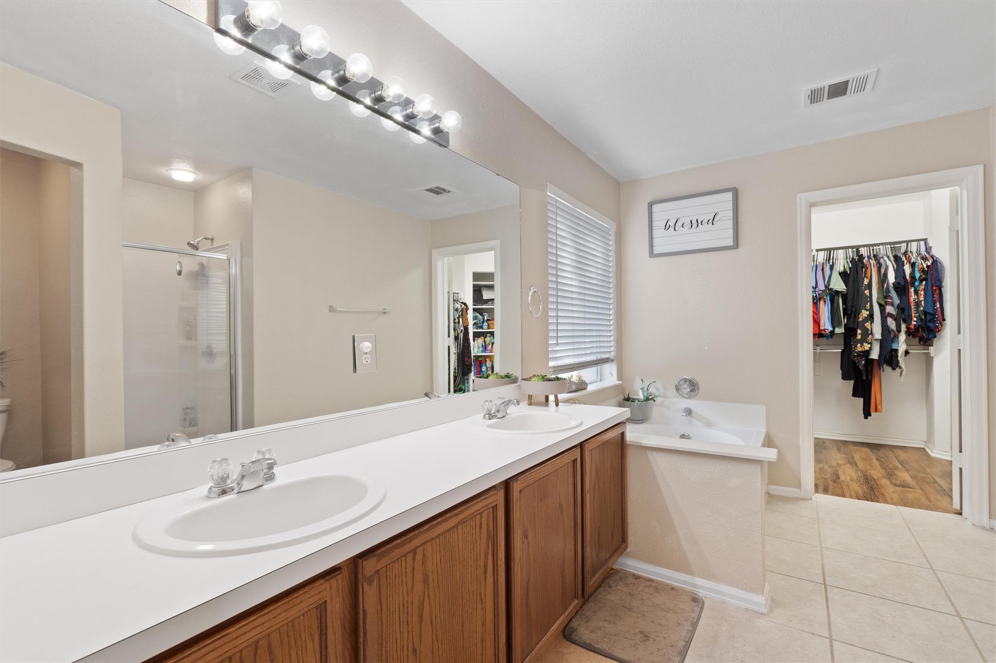 1315 Sunflower Ln, San Marcos, TX 78666