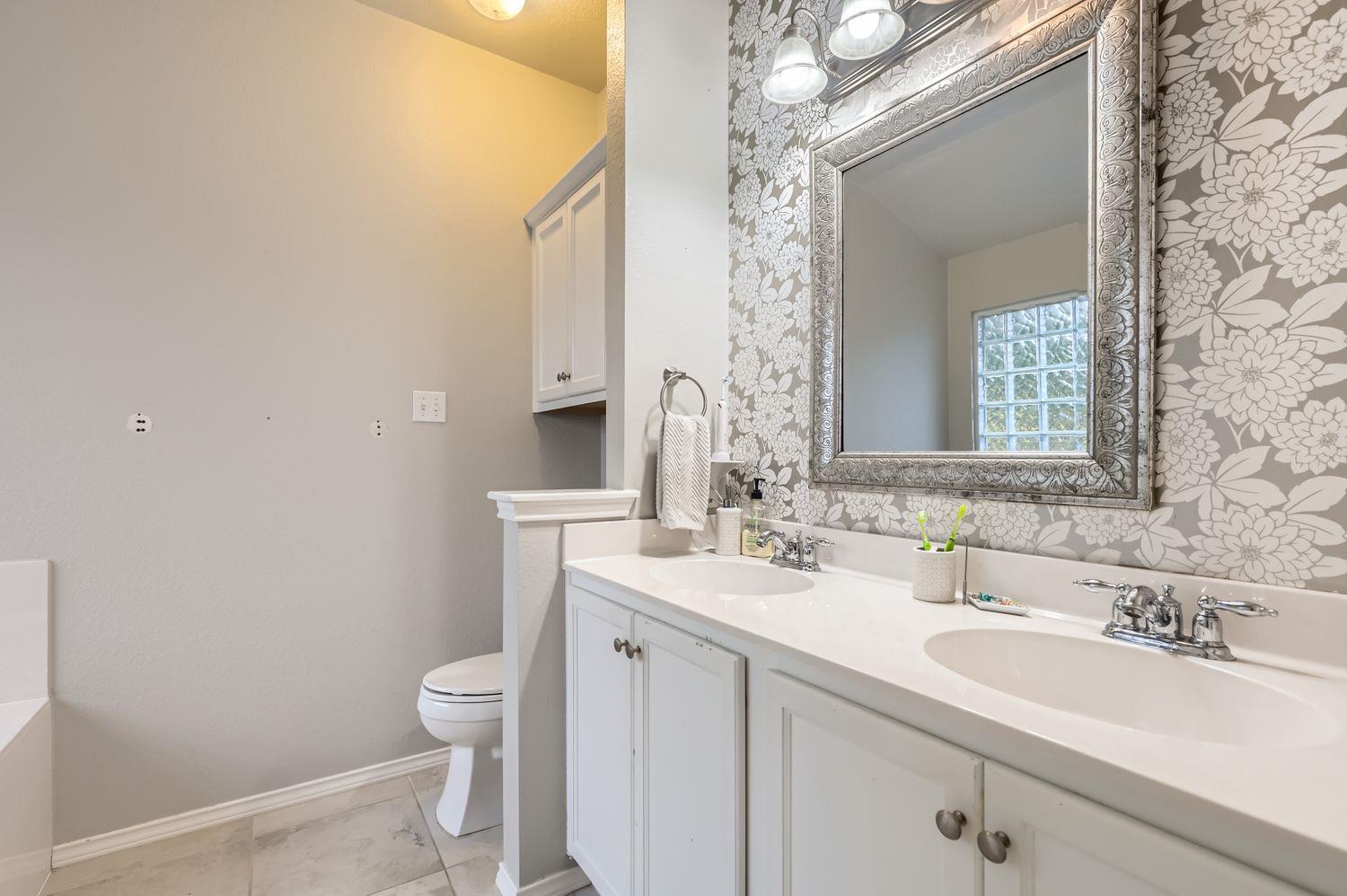 10205 Garbacz Dr # 210, Austin, TX 78748