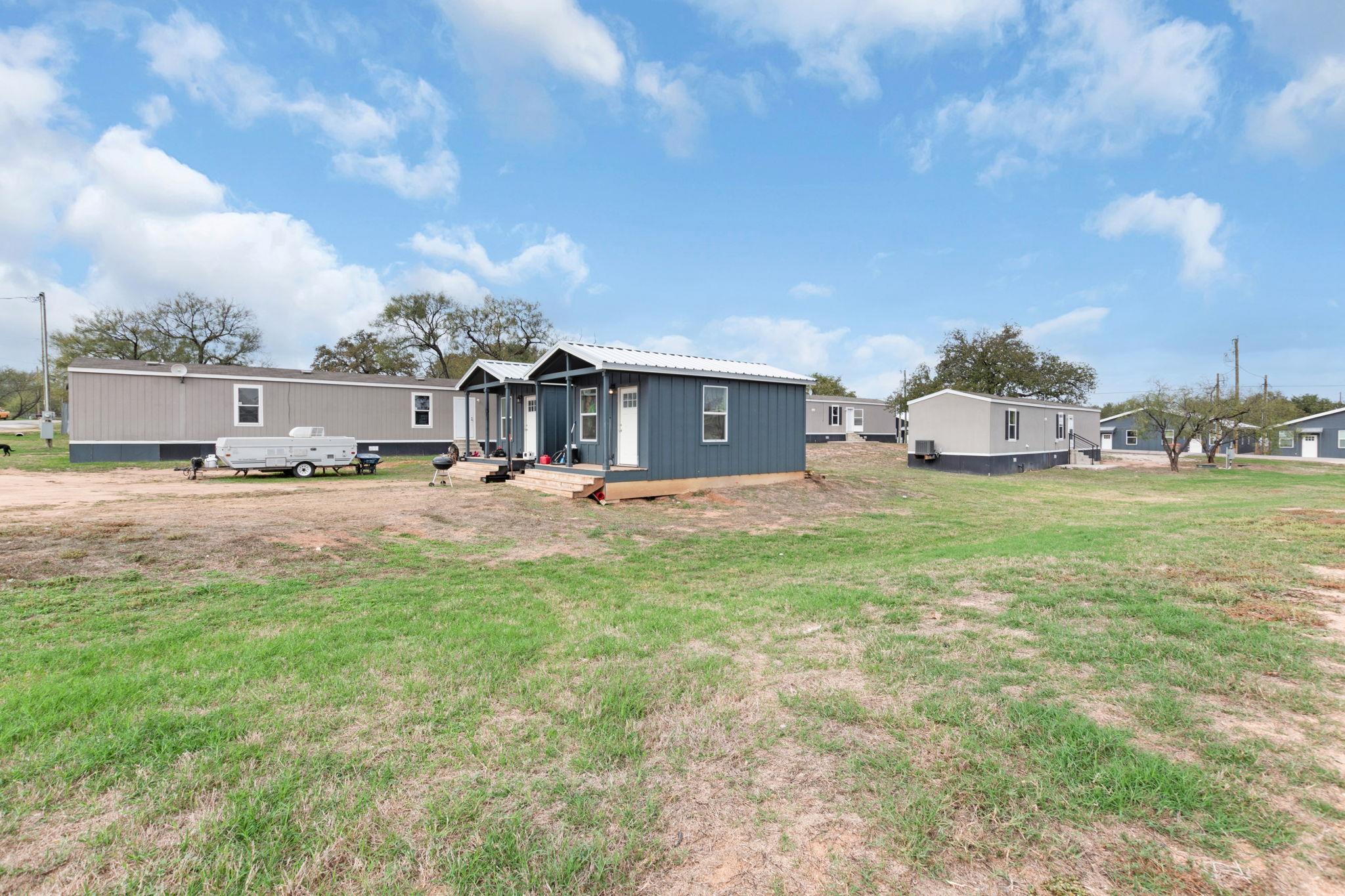 900 Odessa St, Kingsland, TX 78639