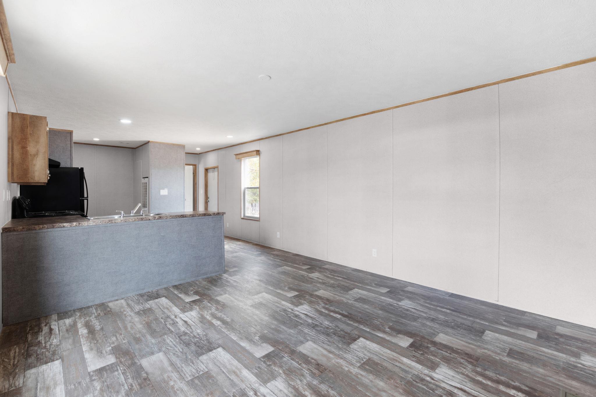 900 Odessa St, Kingsland, TX 78639