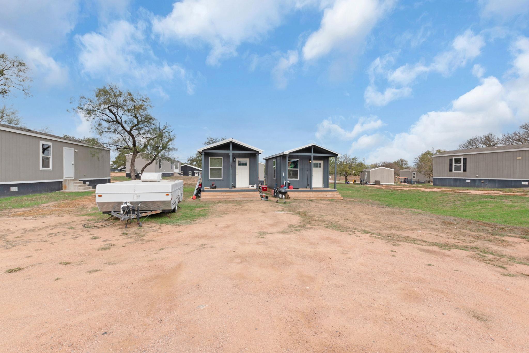 900 Odessa St, Kingsland, TX 78639