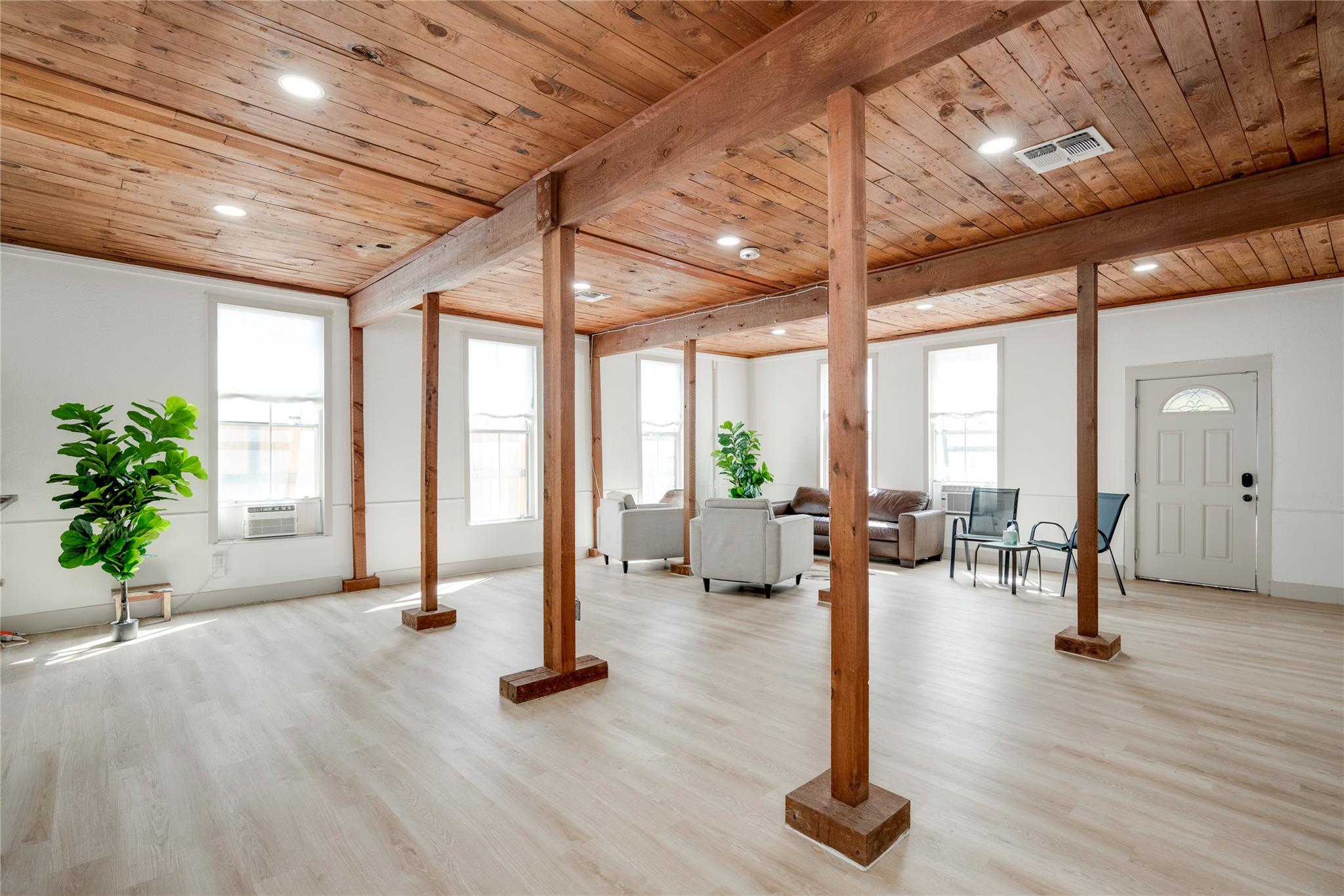 81 San Marcos St # B, Austin, TX 78702