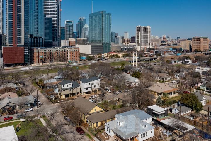 81 San Marcos St # B, Austin, TX 78702