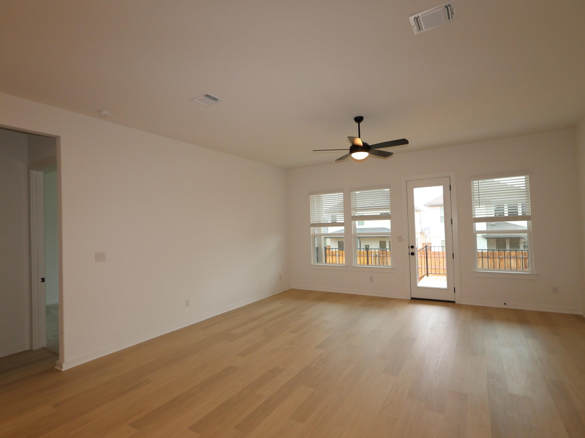 129 Bishop Wood Rd, Dripping Springs, TX 78620