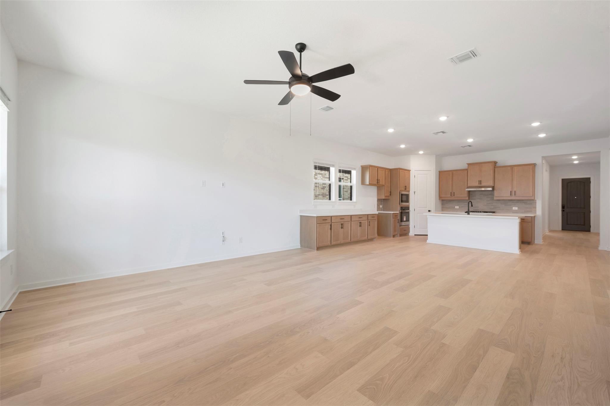 129 Bishop Wood Rd, Dripping Springs, TX 78620