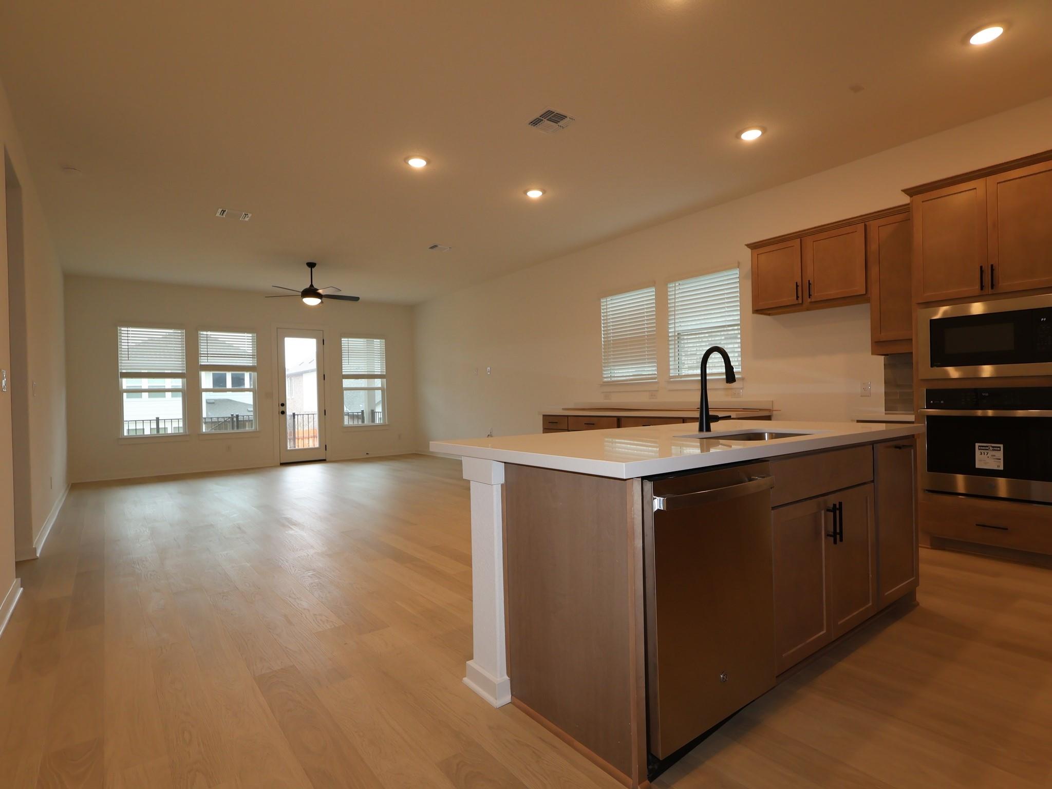 129 Bishop Wood Rd, Dripping Springs, TX 78620