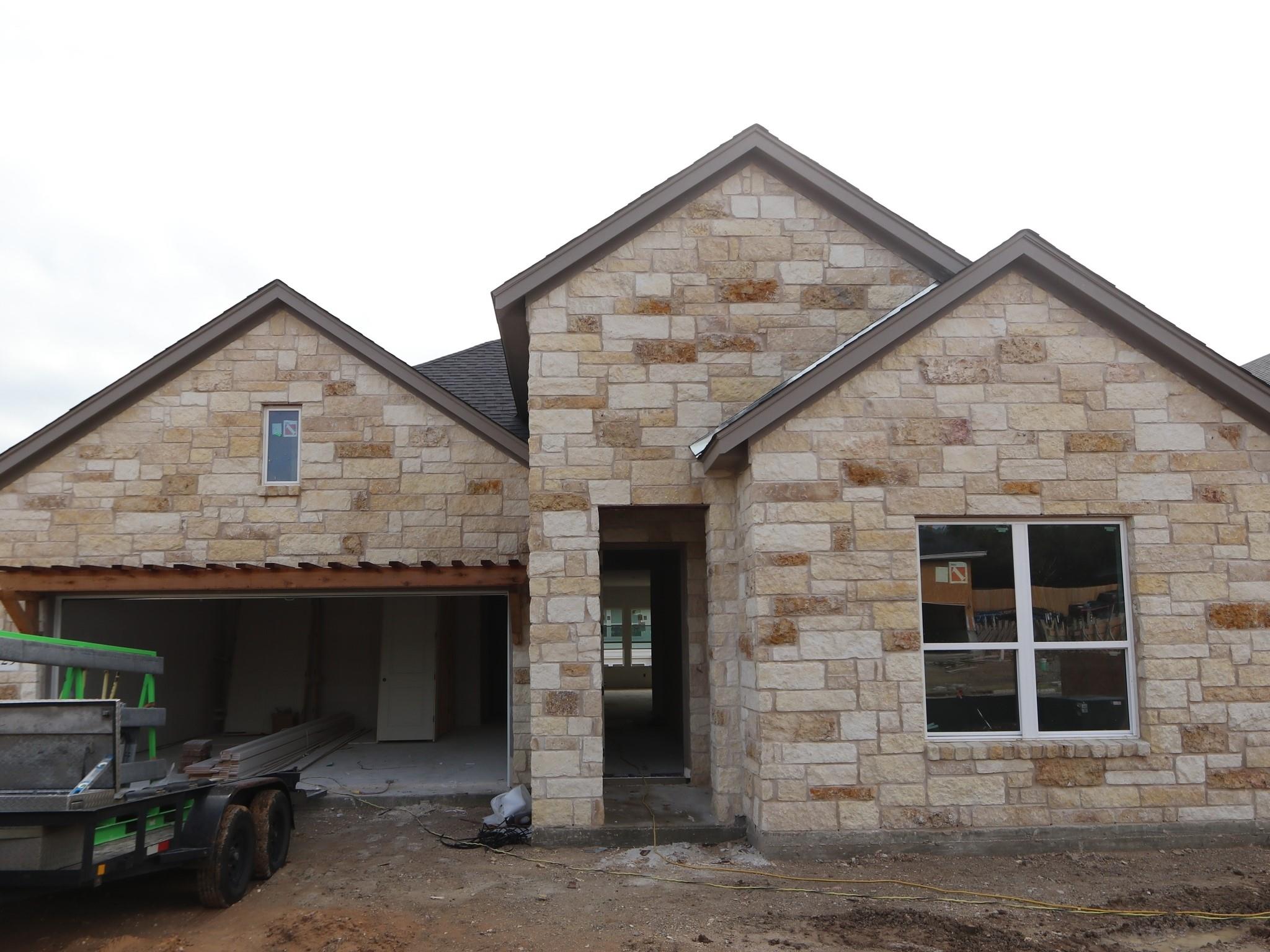 129 Bishop Wood Rd, Dripping Springs, TX 78620