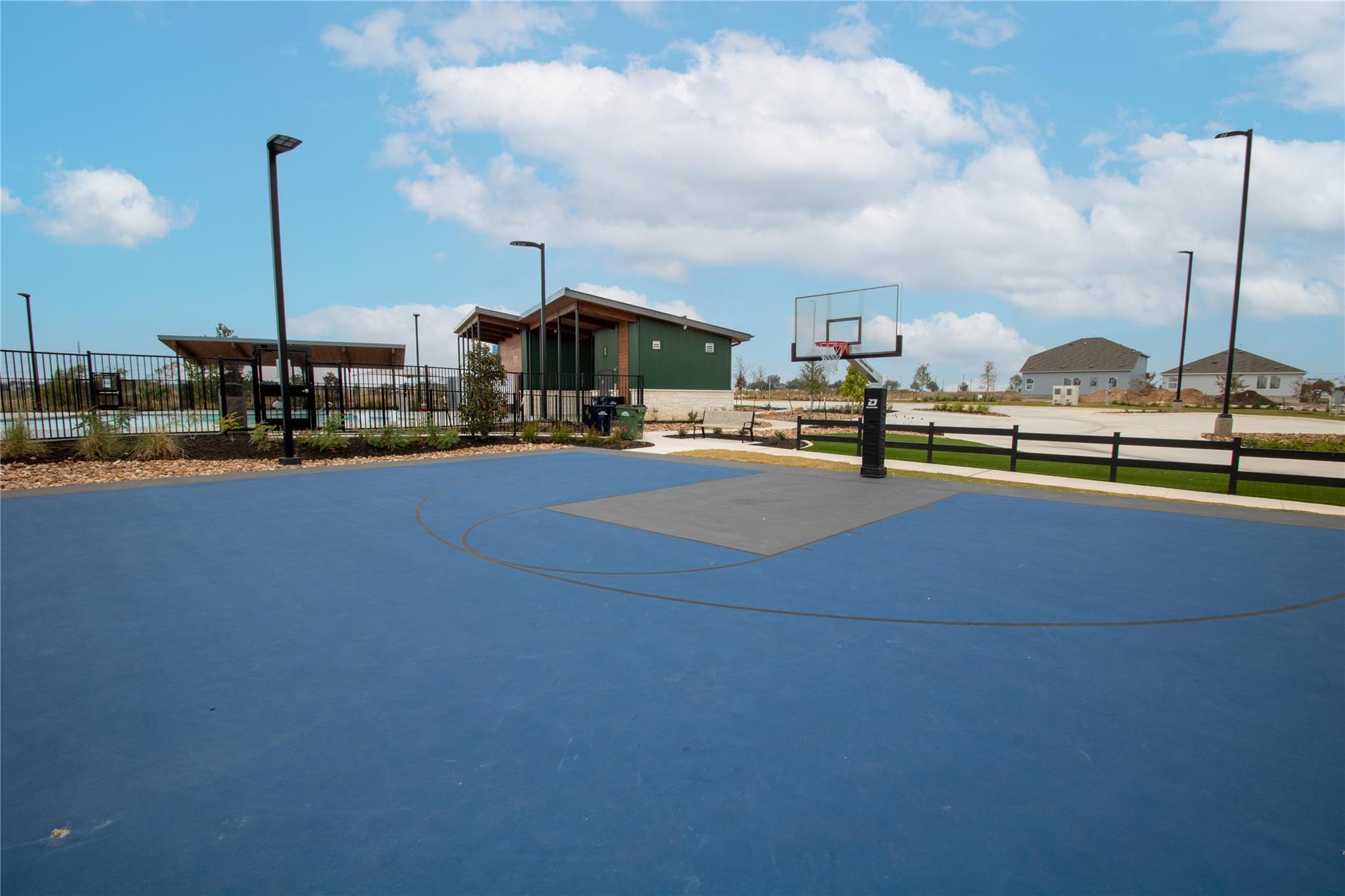 209 Twilight Breeze Way, Hutto, TX 78634