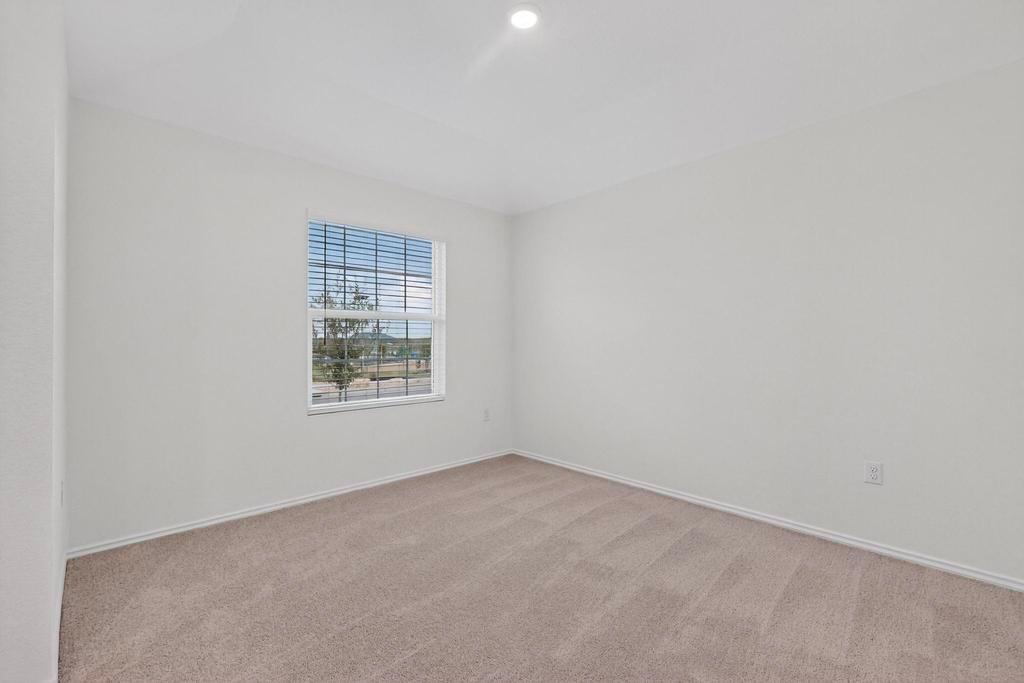 107 Herald Dr, Hutto, TX 78634