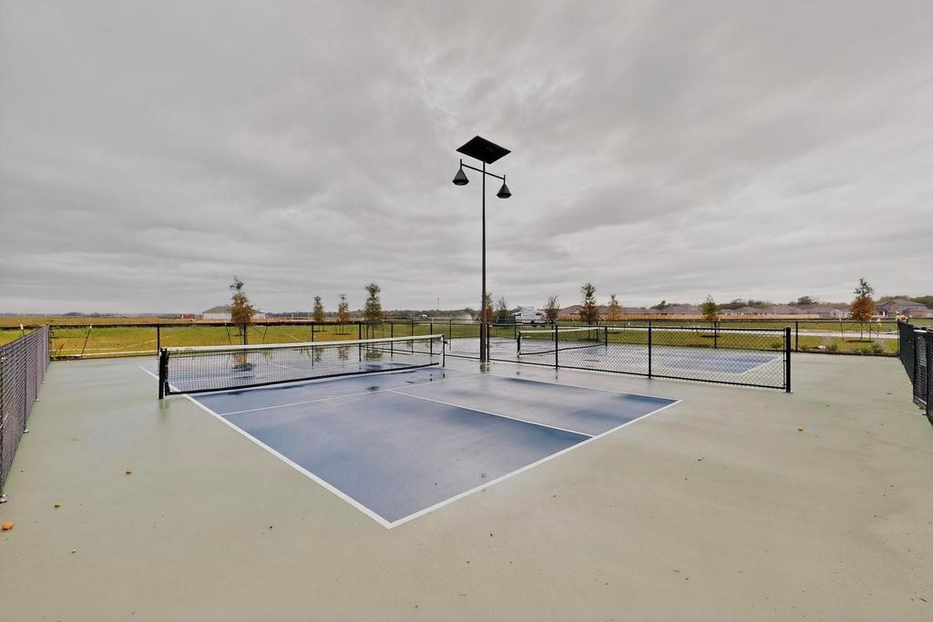 107 Herald Dr, Hutto, TX 78634