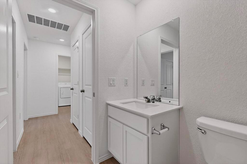 107 Herald Dr, Hutto, TX 78634