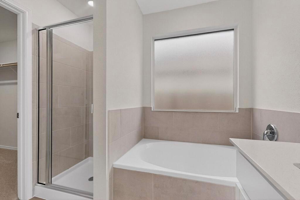 107 Herald Dr, Hutto, TX 78634