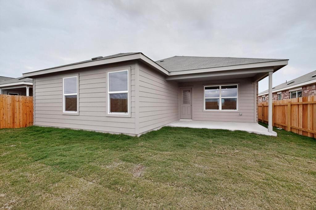 107 Herald Dr, Hutto, TX 78634