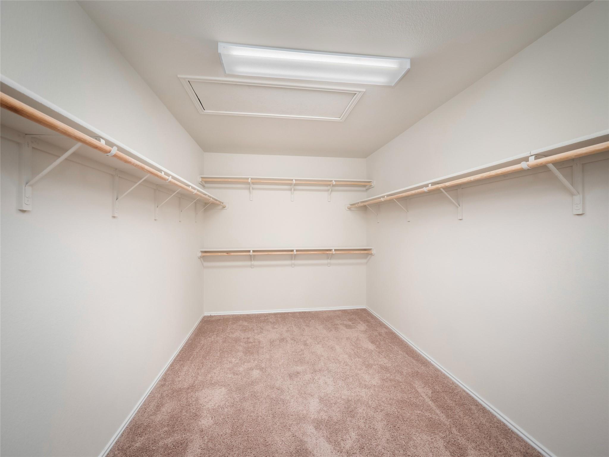 321 Ore Ln, Jarrell, TX 76537