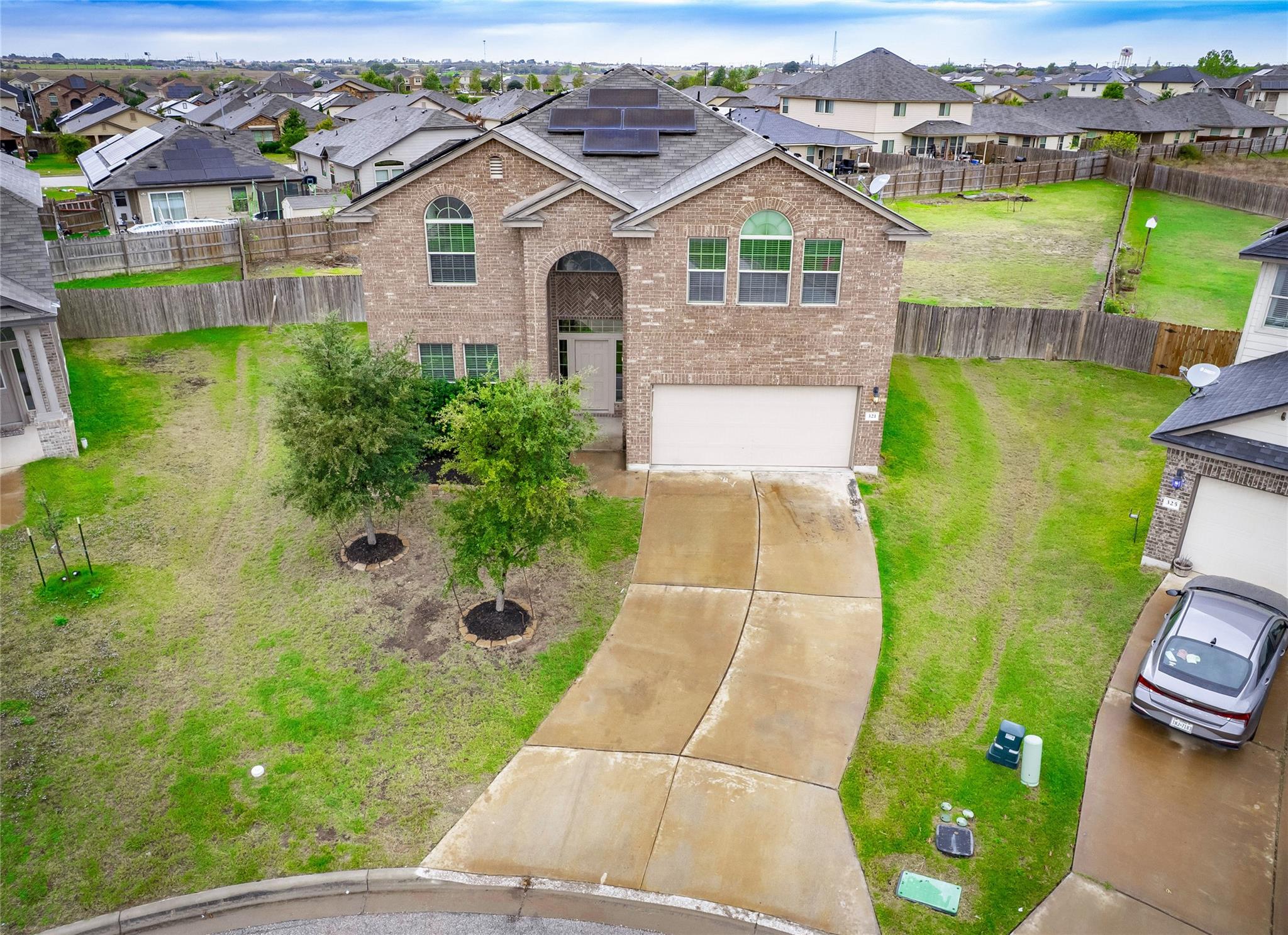 321 Ore Ln, Jarrell, TX 76537