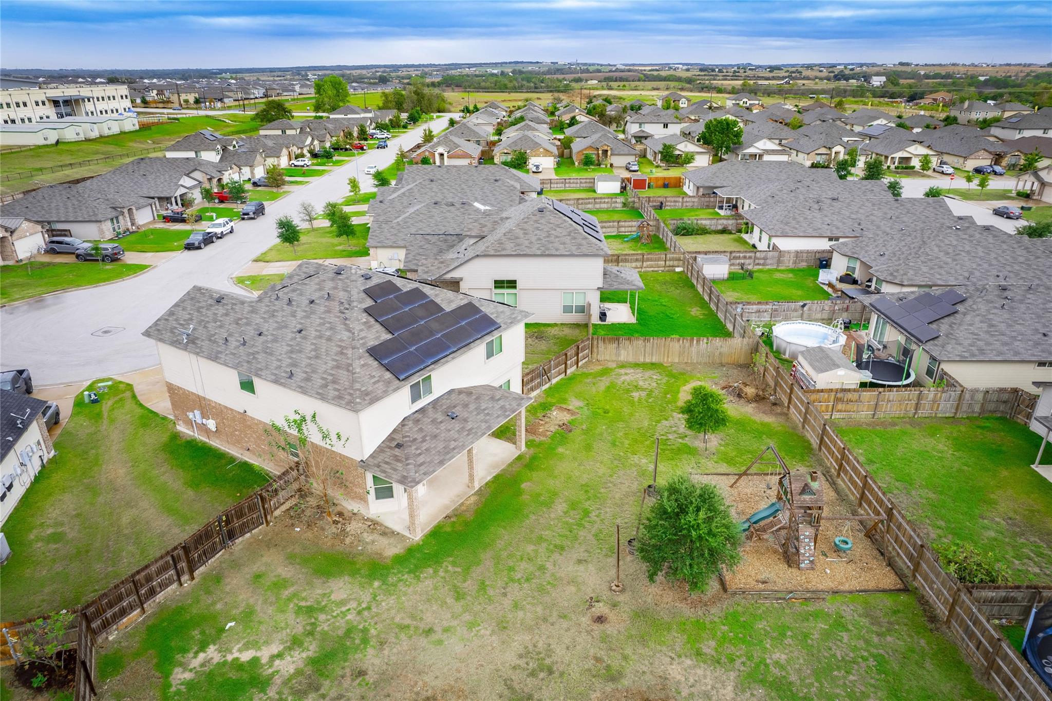 321 Ore Ln, Jarrell, TX 76537