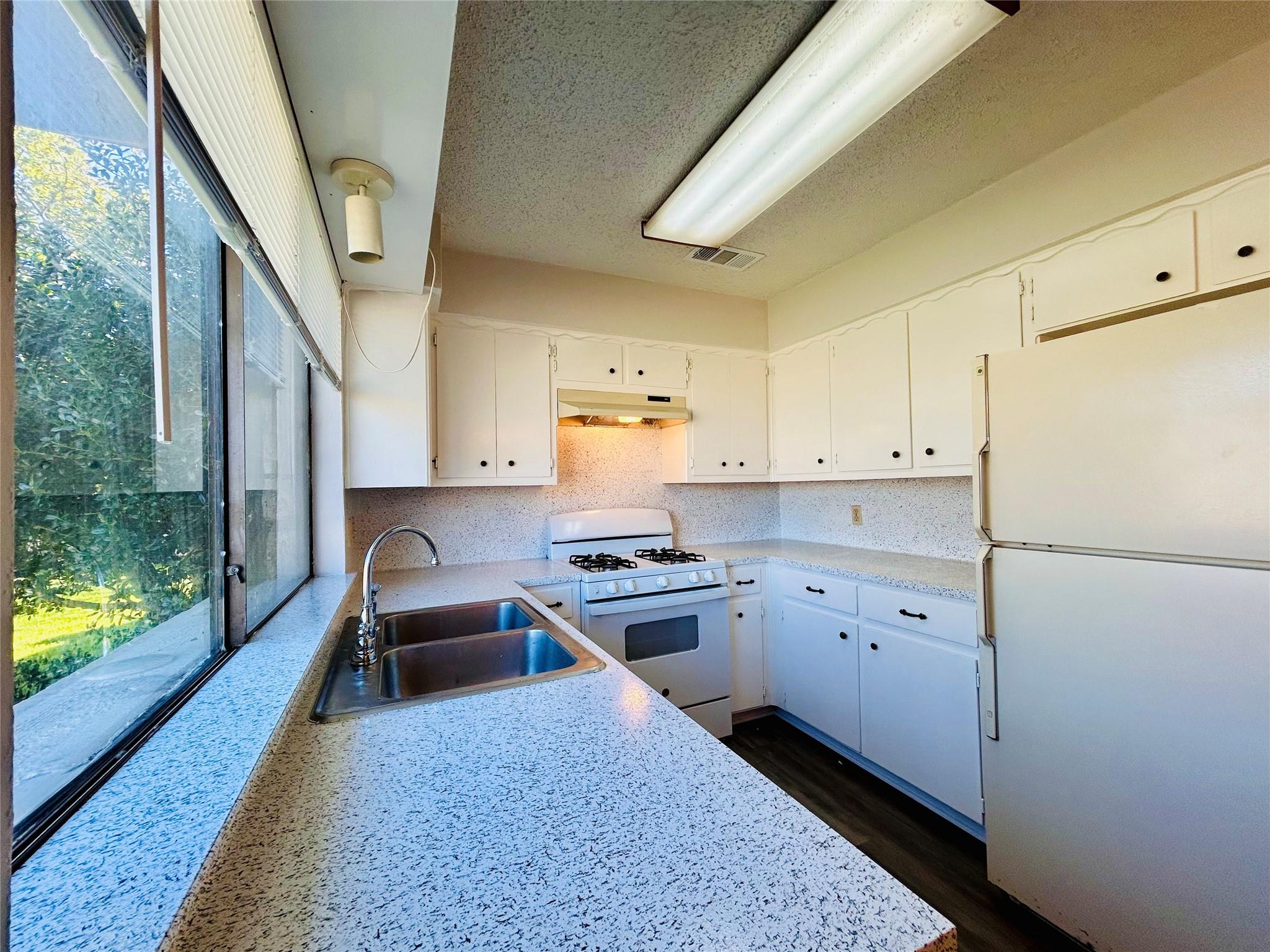 12005 Charing Cross Rd # A, Austin, TX 78759