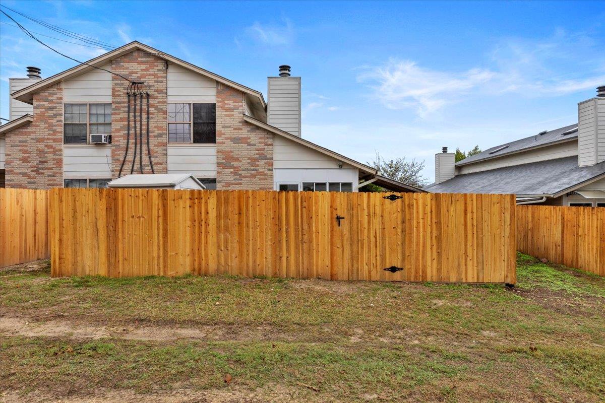 201 E Noton St # 104, Pflugerville, TX 78660