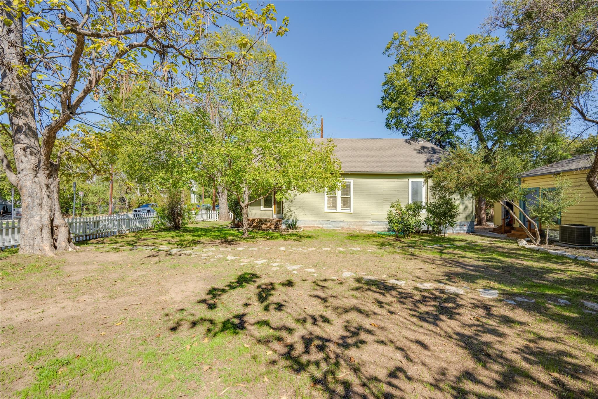 81 San Marcos St # E, Austin, TX 78702