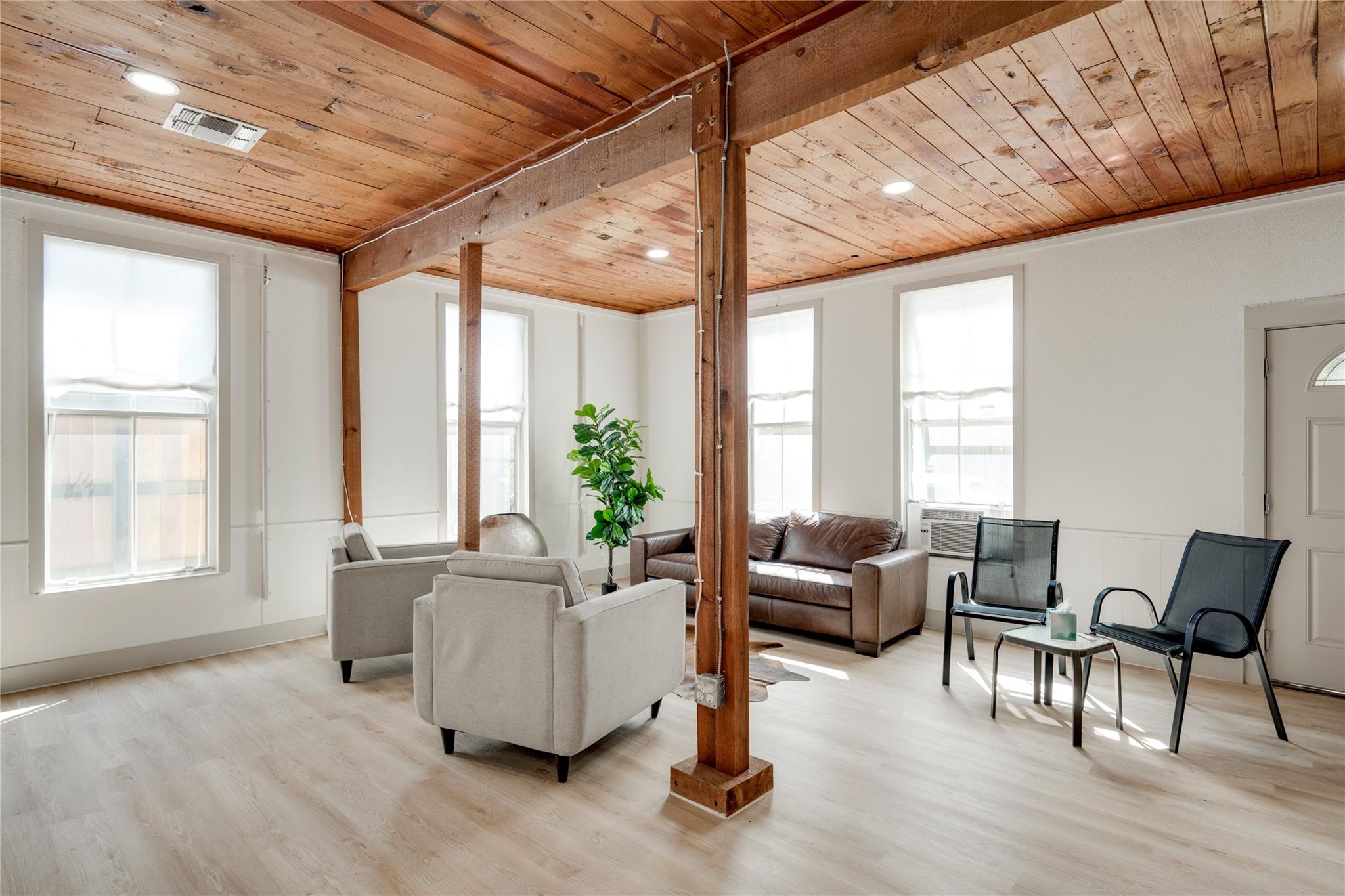 81 San Marcos St # E, Austin, TX 78702