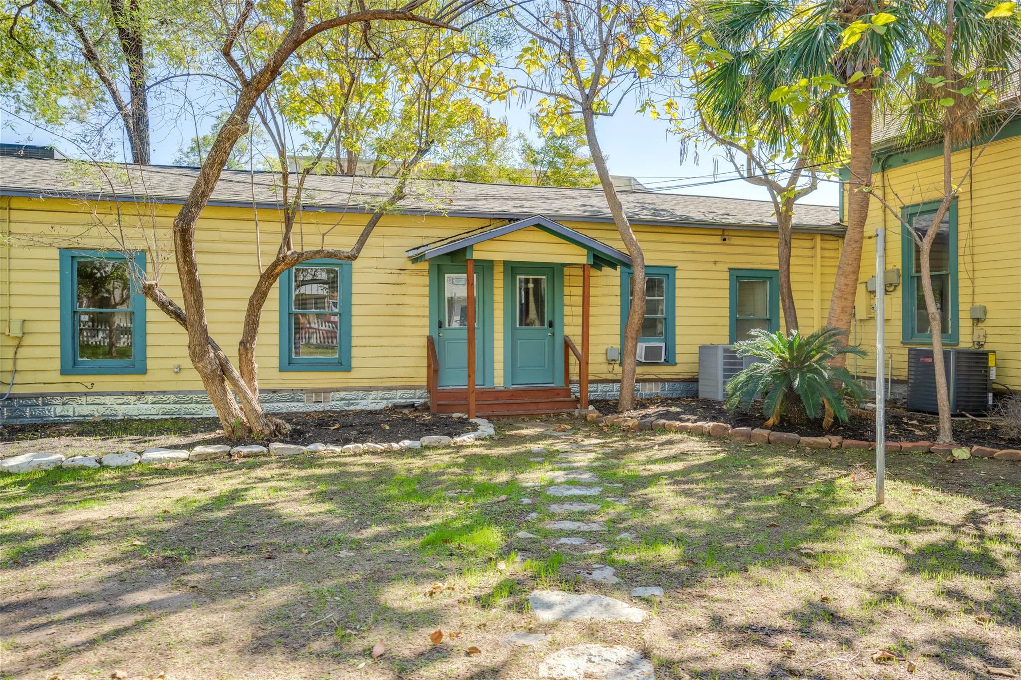 81 San Marcos St # E, Austin, TX 78702