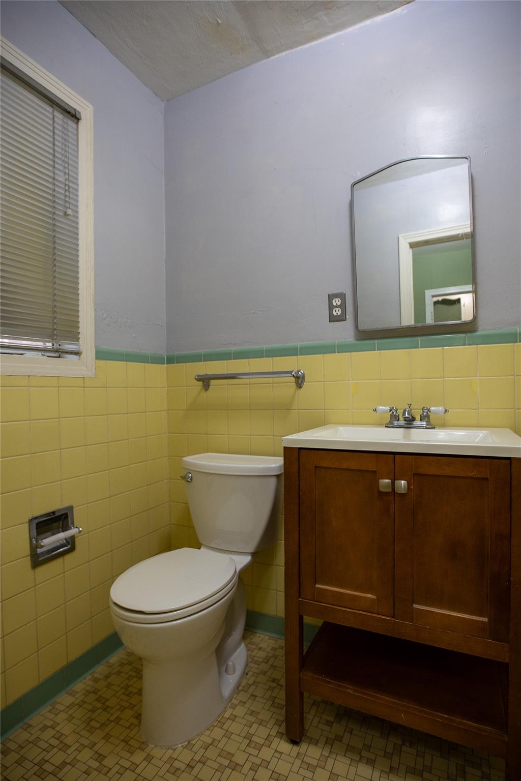 1009 W 25th St, Austin, TX 78705