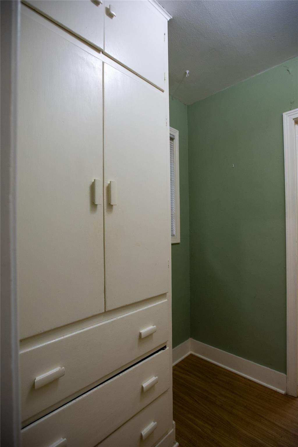 1009 W 25th St, Austin, TX 78705