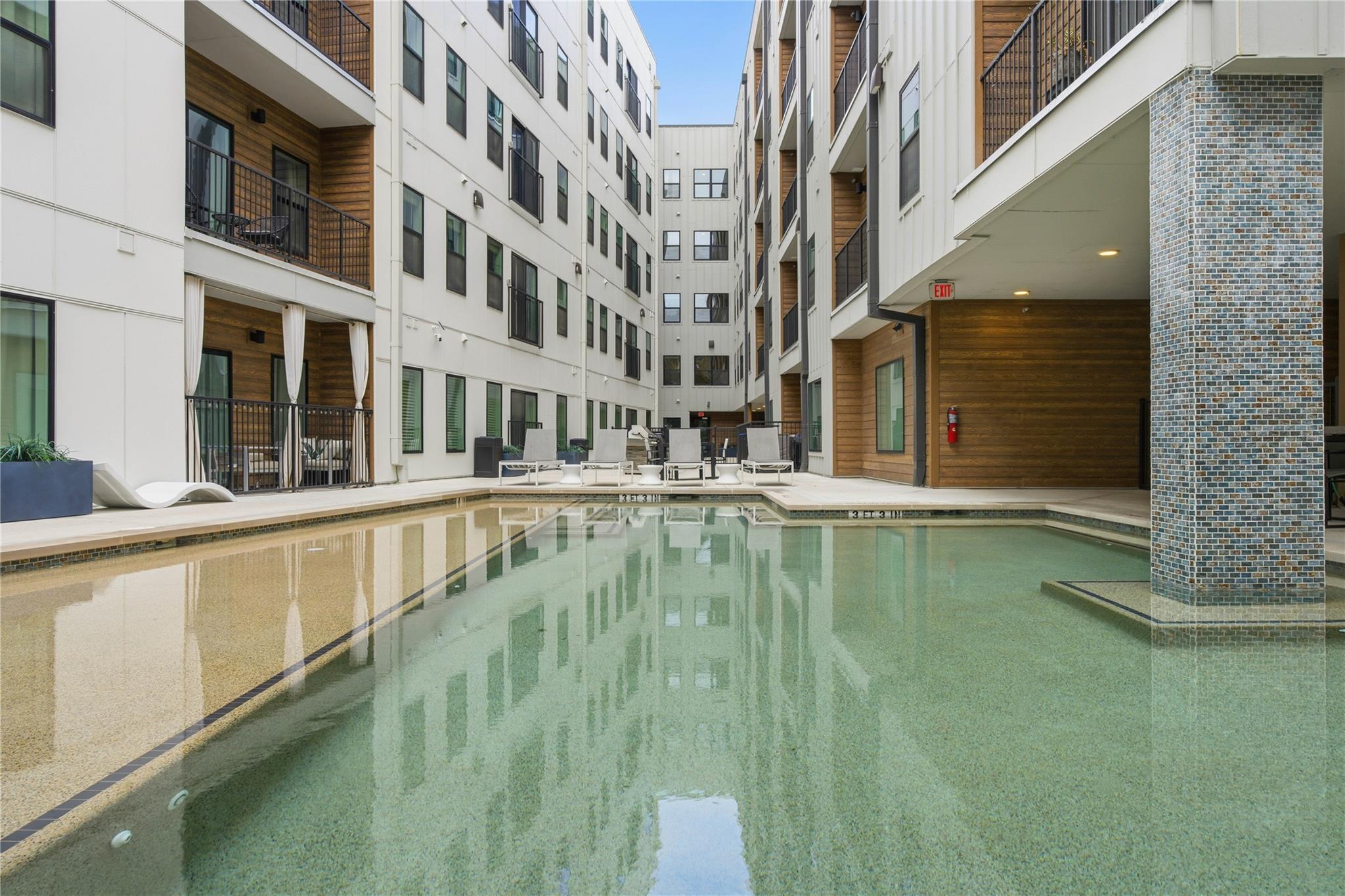 2500 Longview St # 201, Austin, TX 78705