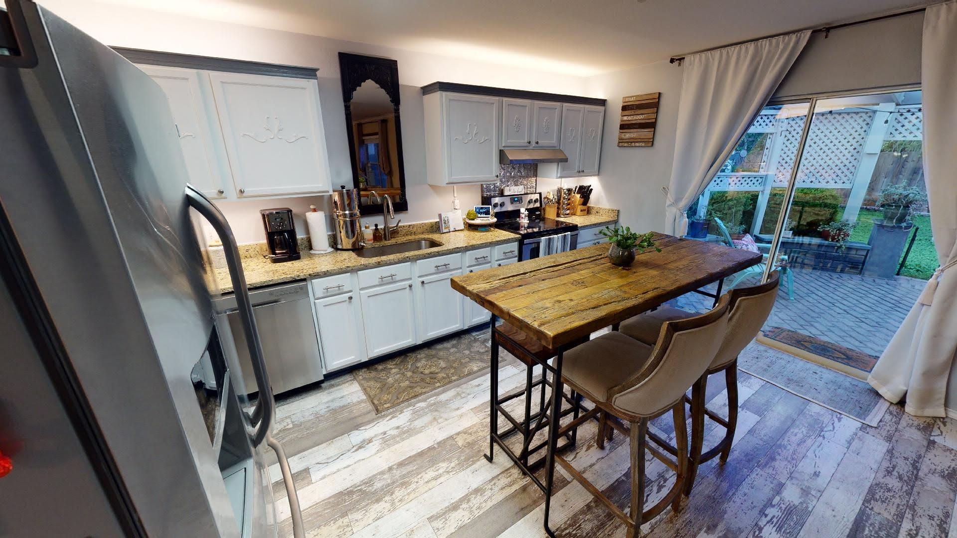 6616 Piedras Blanco Dr, Austin, TX 78747