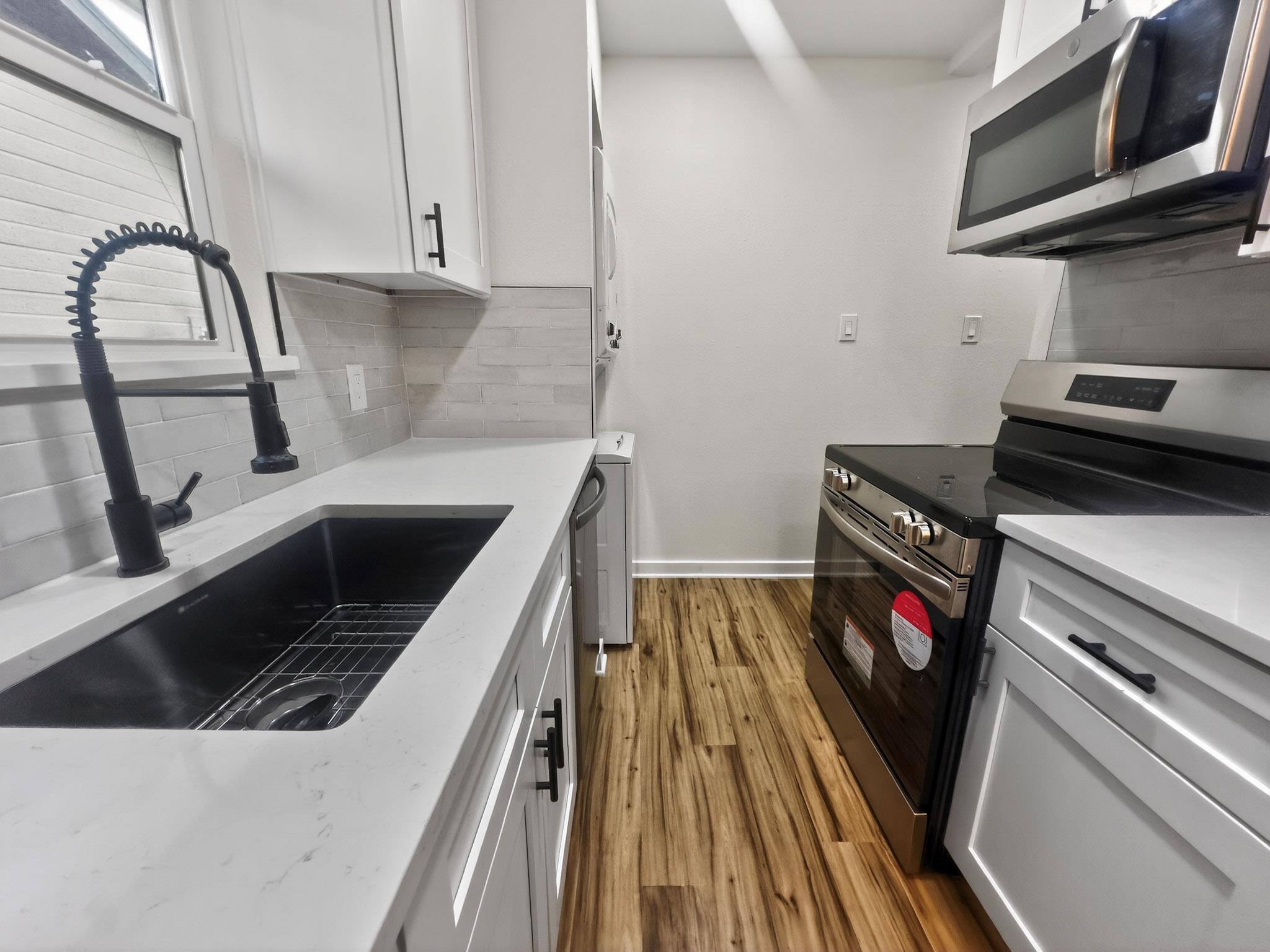 3432 Willowrun Dr # D, Austin, TX 78704