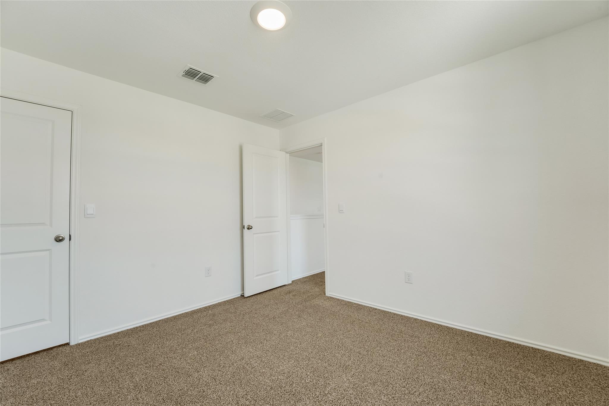 12206 Pike Bnd, Mustang Ridge, TX 78610