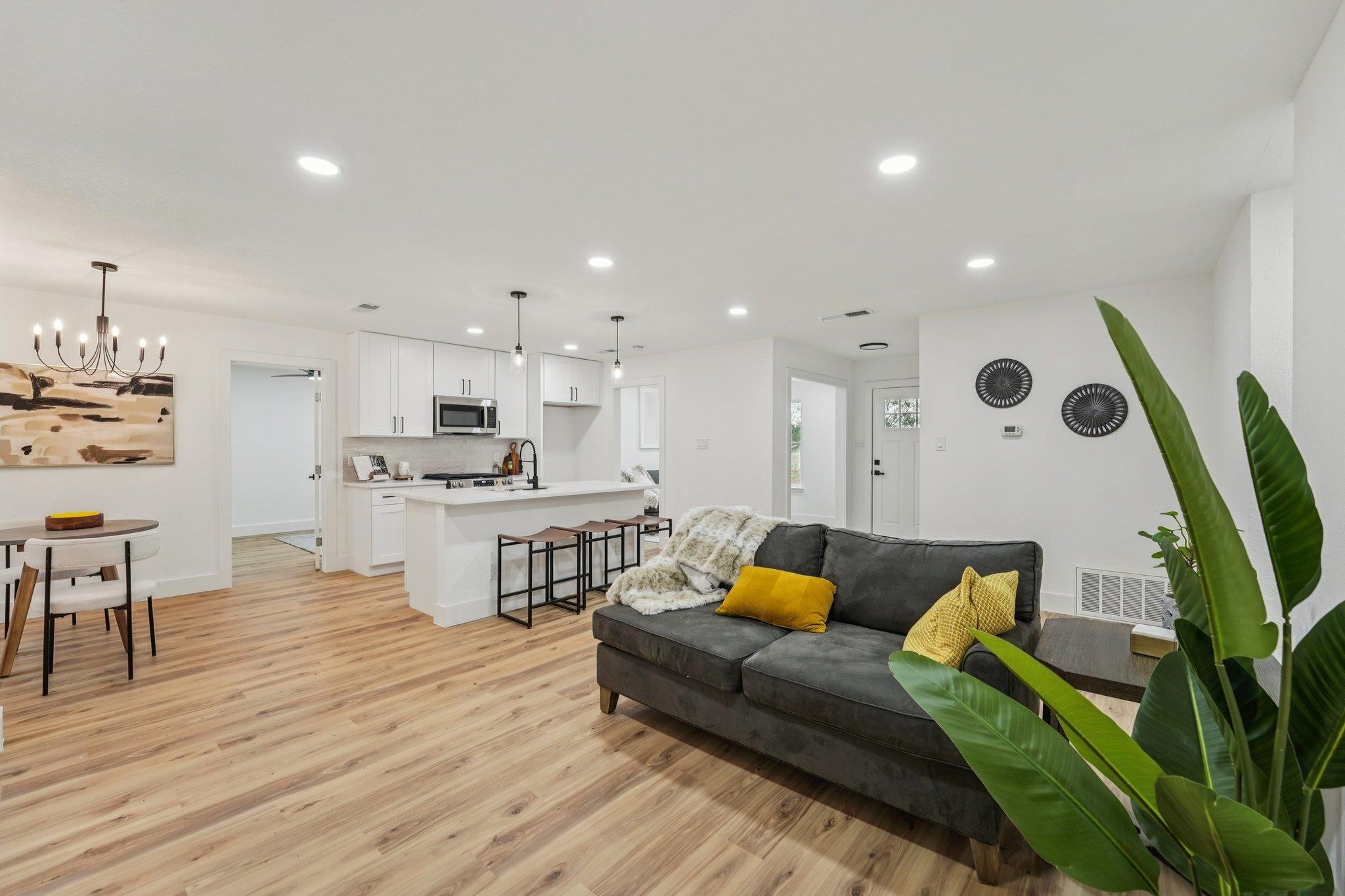 6014 London Dr, Austin, TX 78745