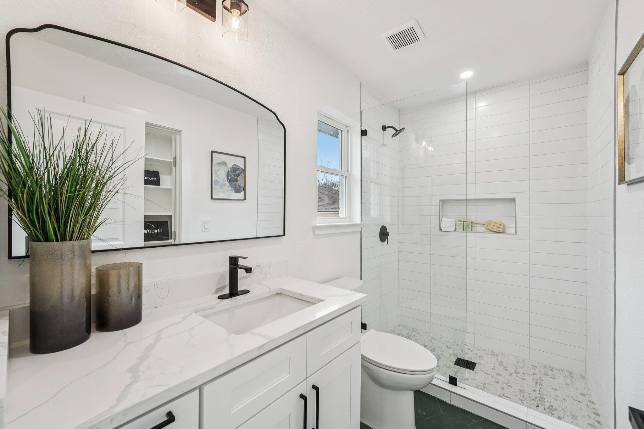 6014 London Dr, Austin, TX 78745