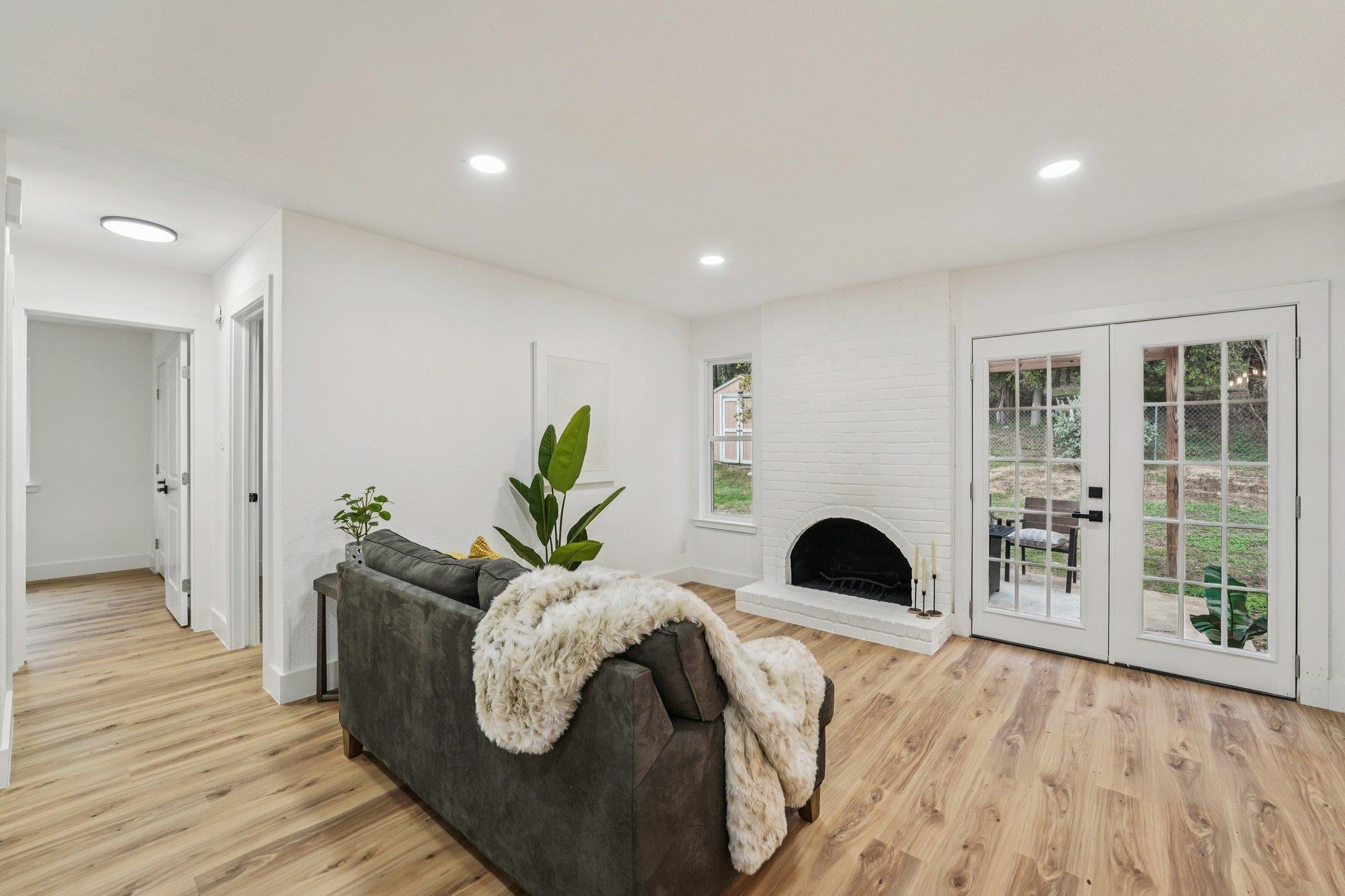 6014 London Dr, Austin, TX 78745