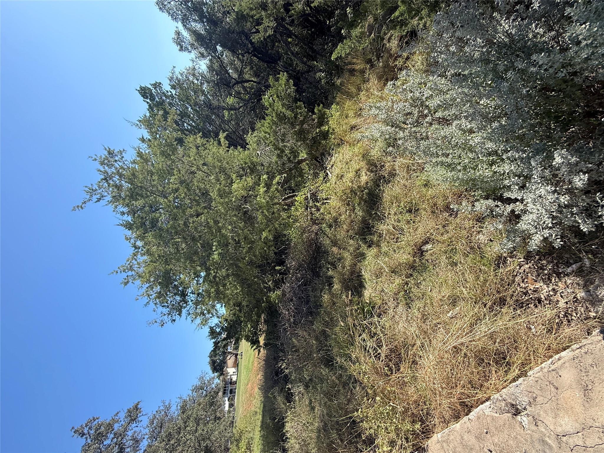 5007 Country Club Dr, Lago Vista, TX 78645