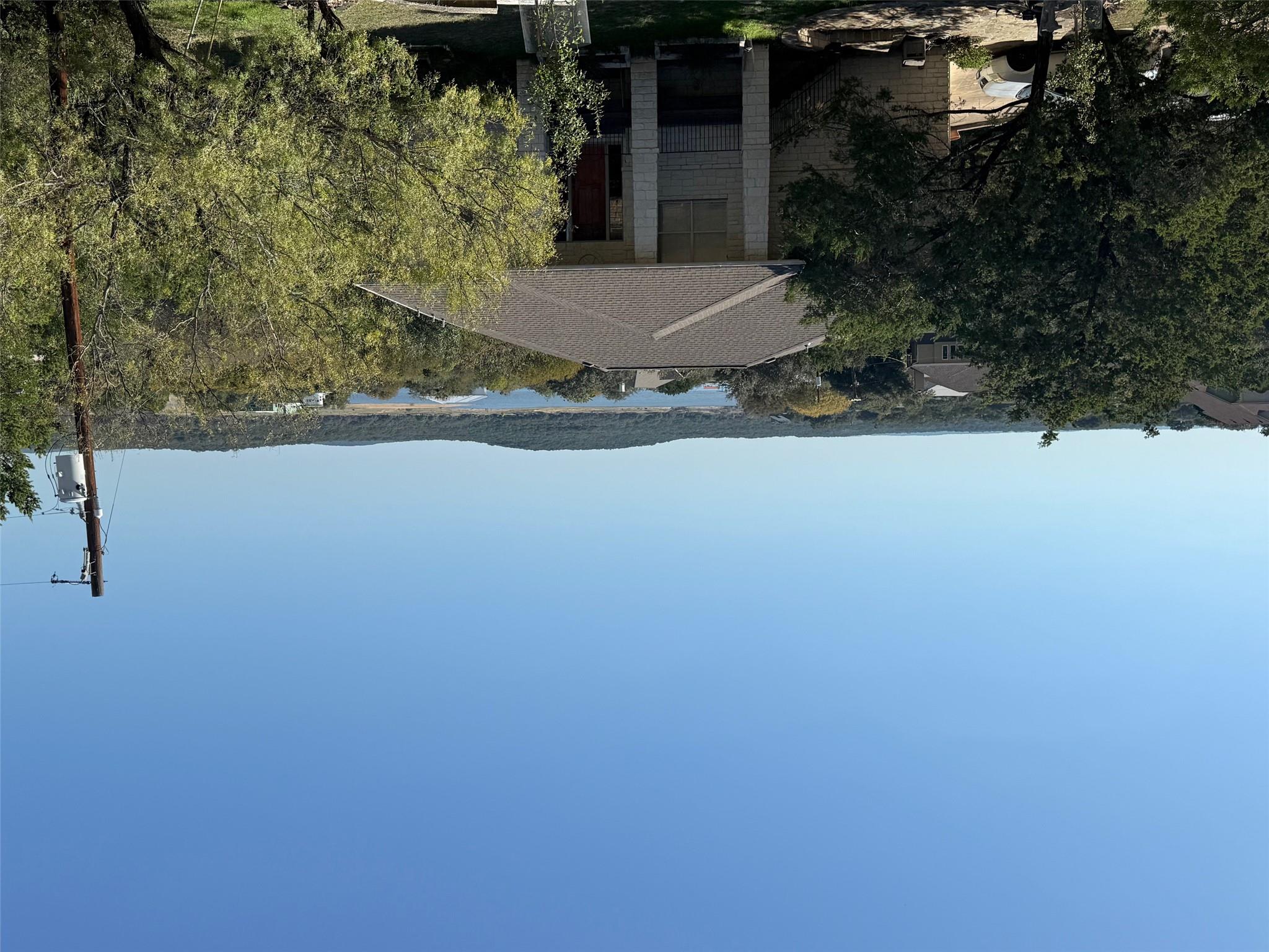 5007 Country Club Dr, Lago Vista, TX 78645