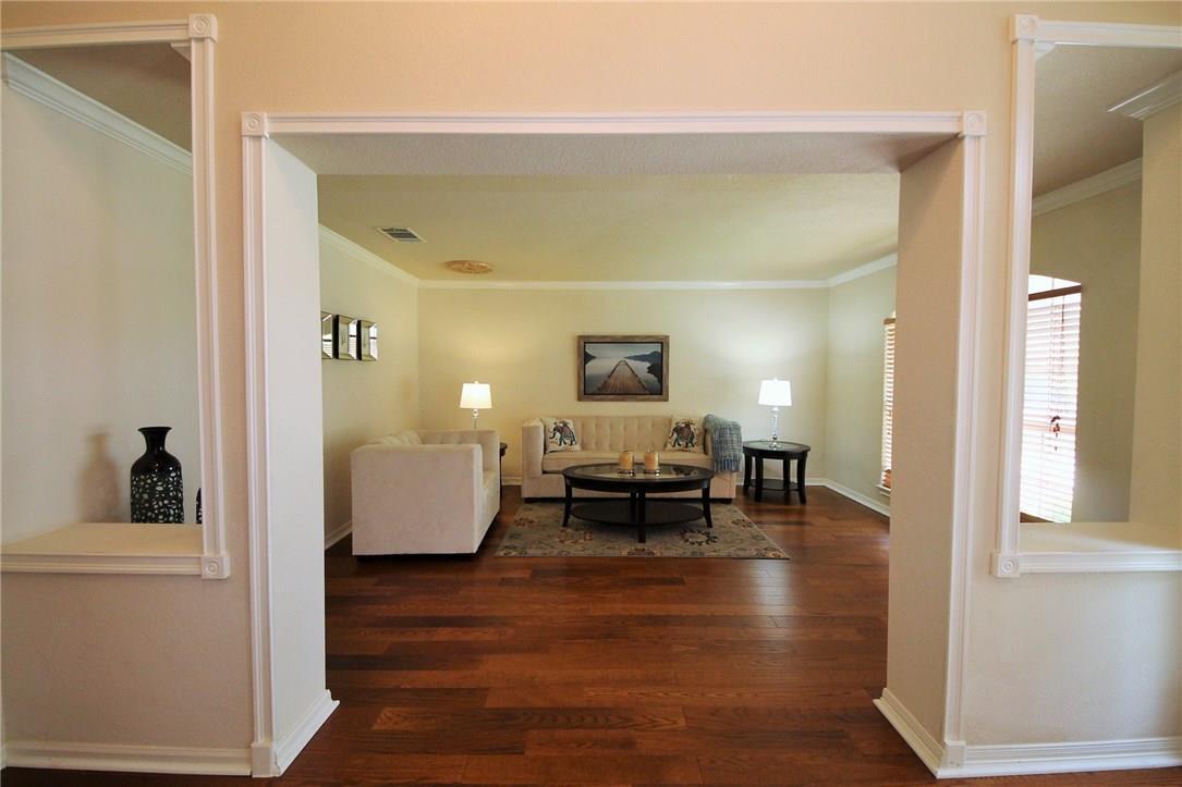 8508 Forest Heights Ln, Austin, TX 78749