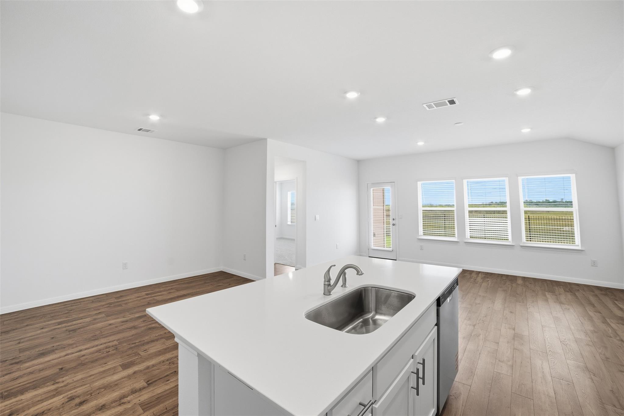 331 Mustang Lake Cir, Buda, TX 78610