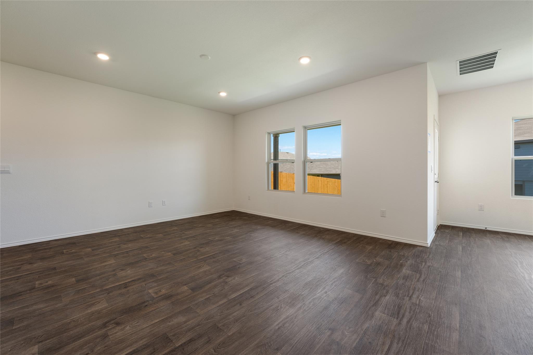 12207 Douglas Fir Cir, Mustang Ridge, TX 78610