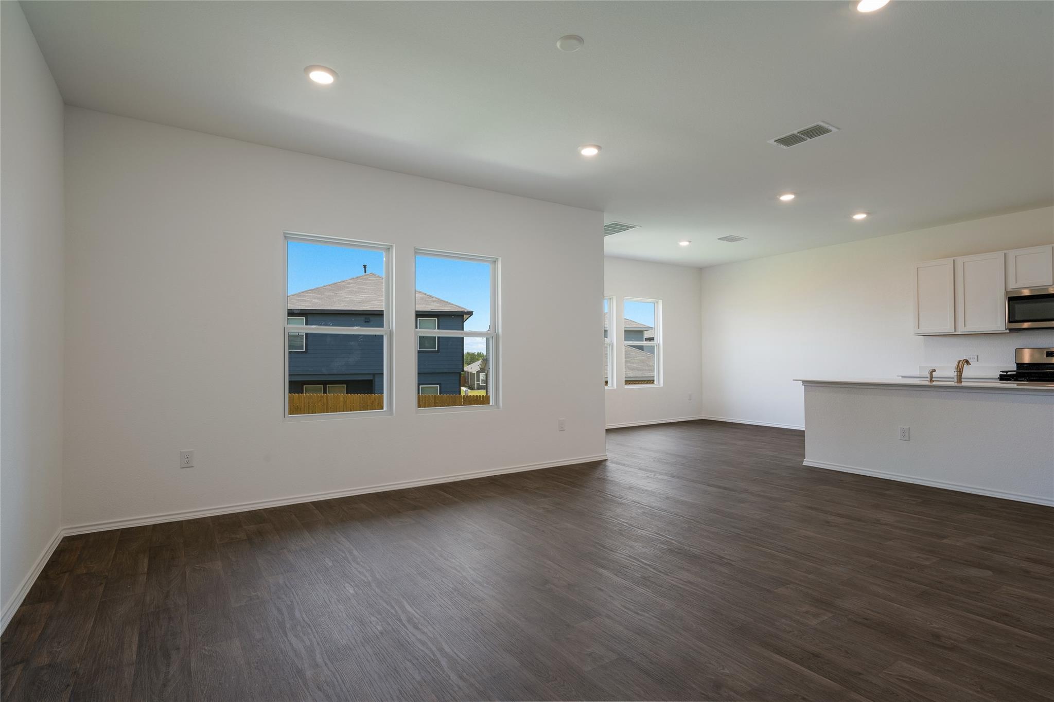 12207 Douglas Fir Cir, Mustang Ridge, TX 78610