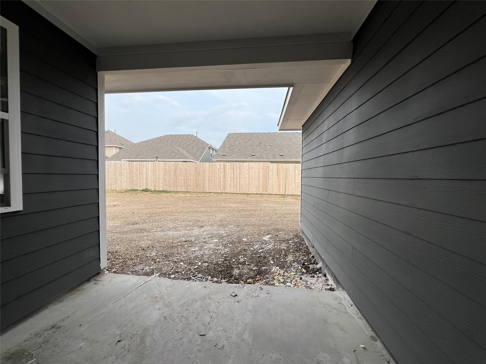 317 Willow Heights Dr, Hutto, TX 78634
