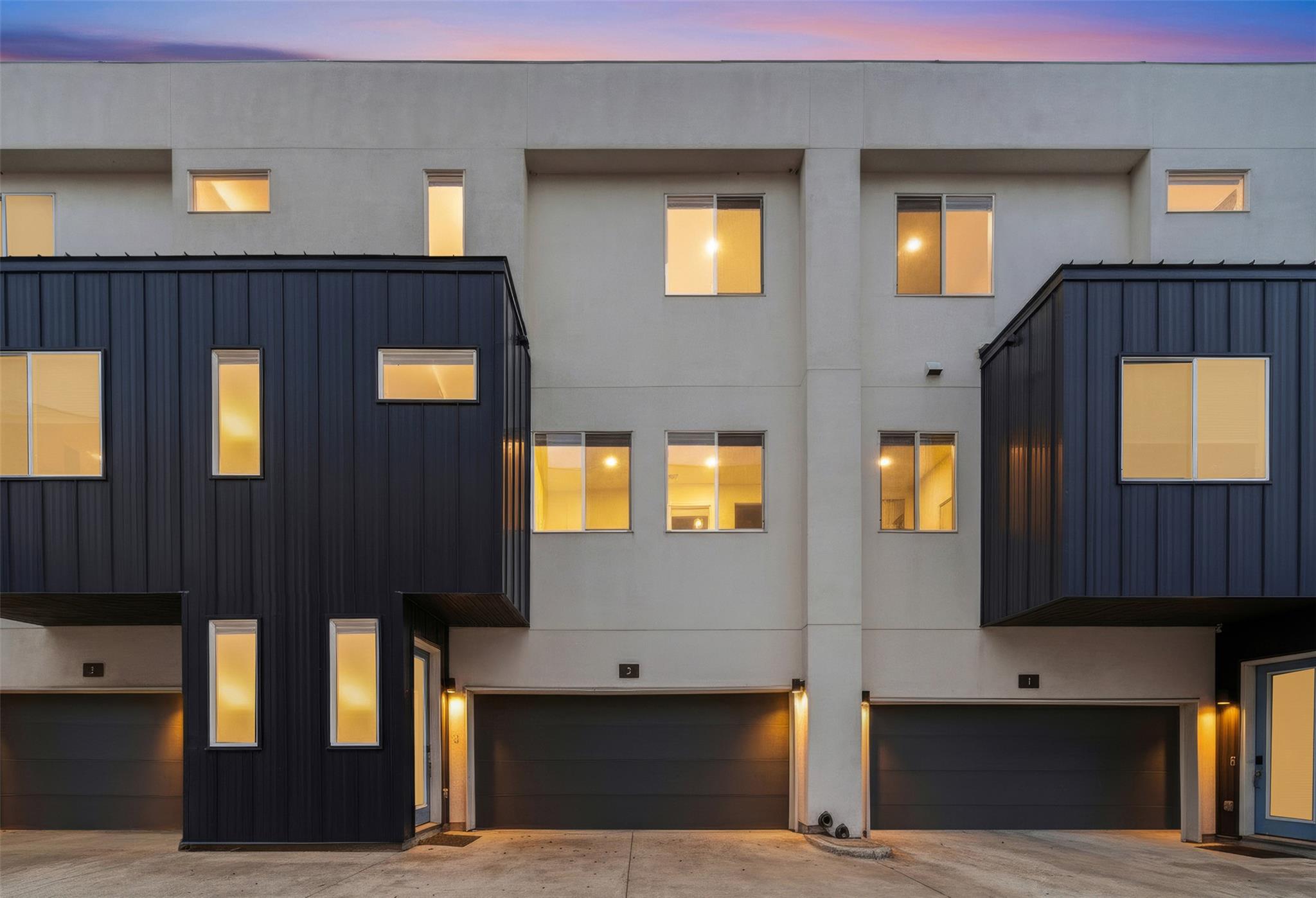 1801 E 2nd St # 2, Austin, TX 78702