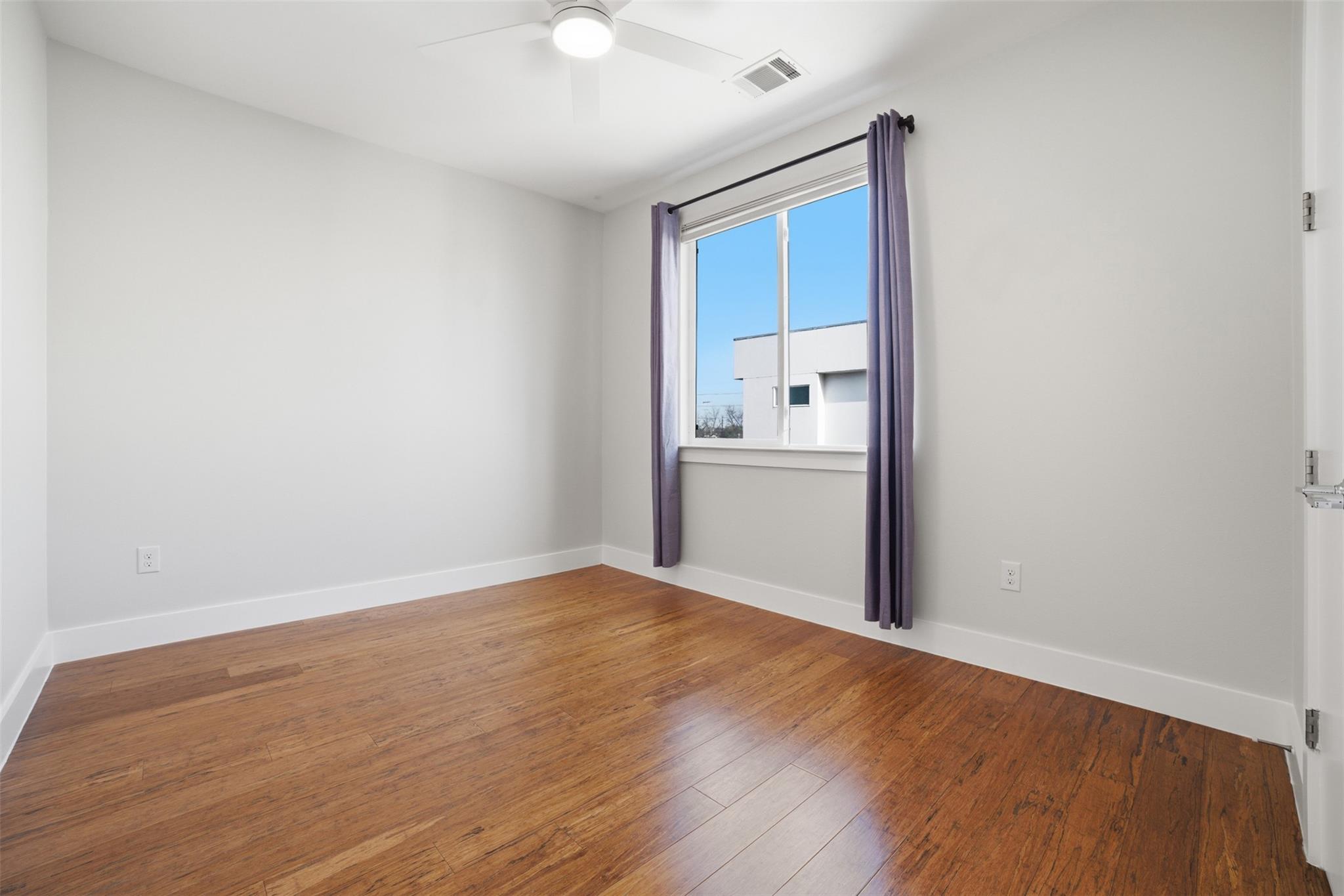 1801 E 2nd St # 2, Austin, TX 78702