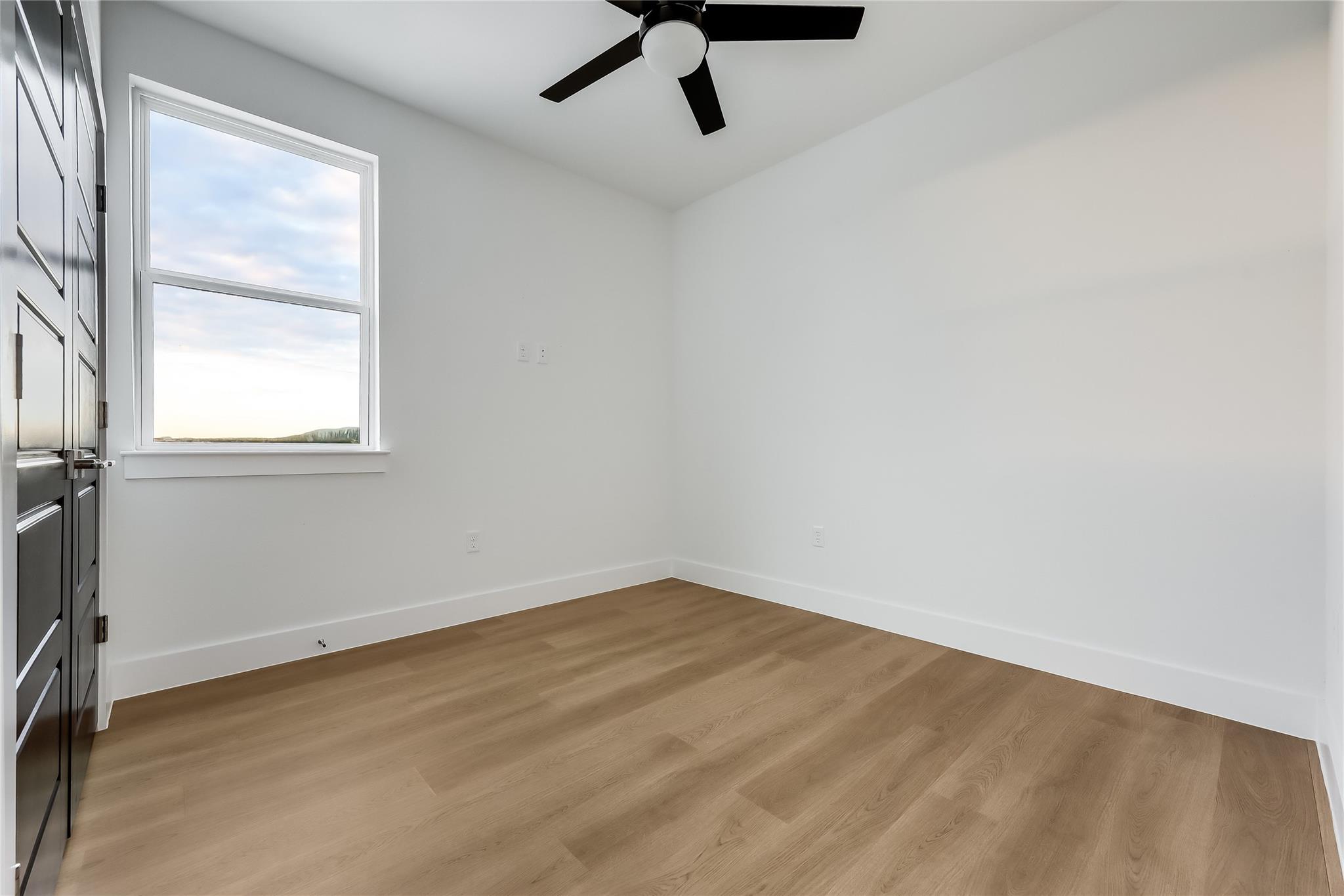 8009 Flintlock Cir, Lago Vista, TX 78645