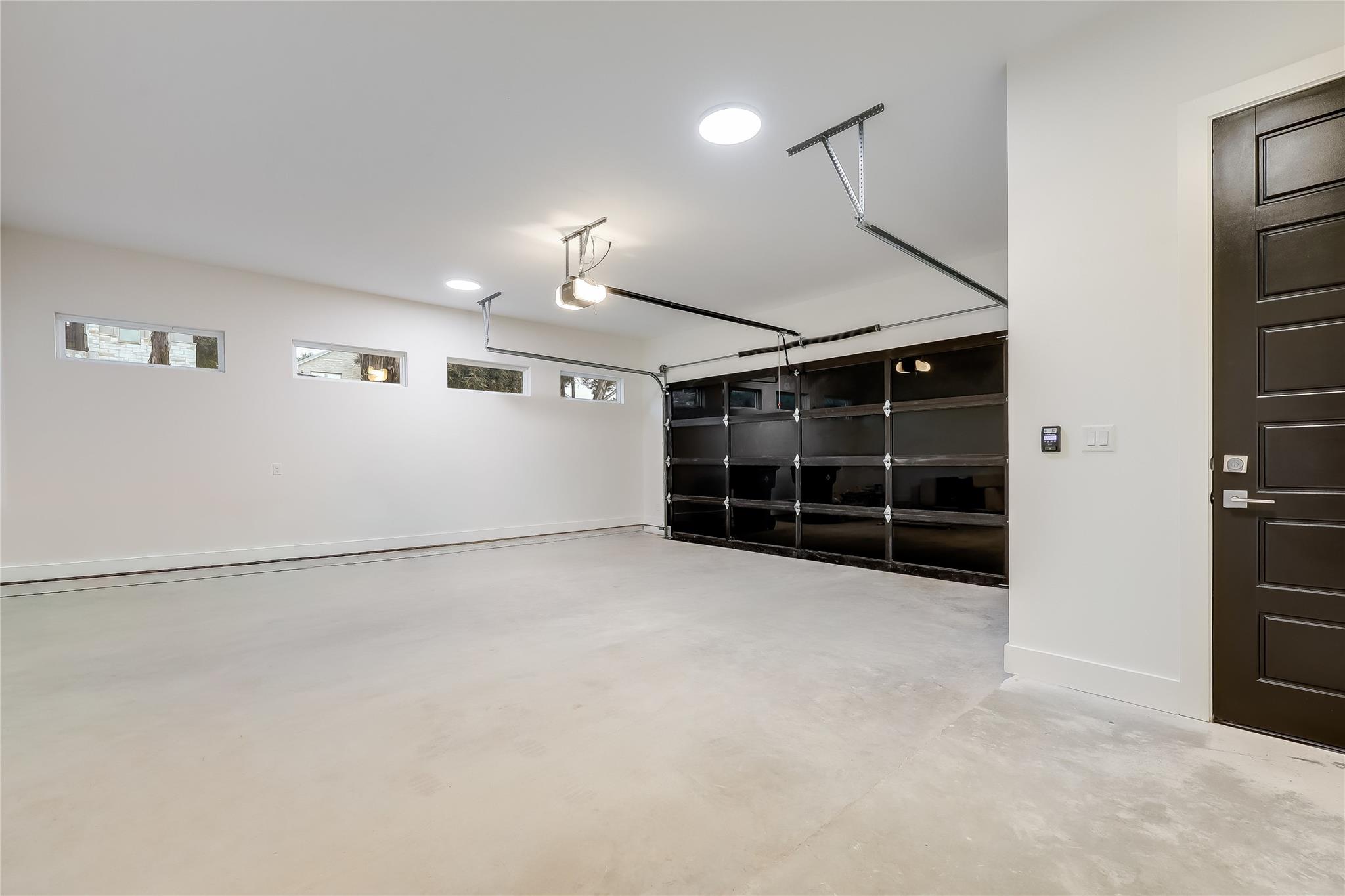 8009 Flintlock Cir, Lago Vista, TX 78645