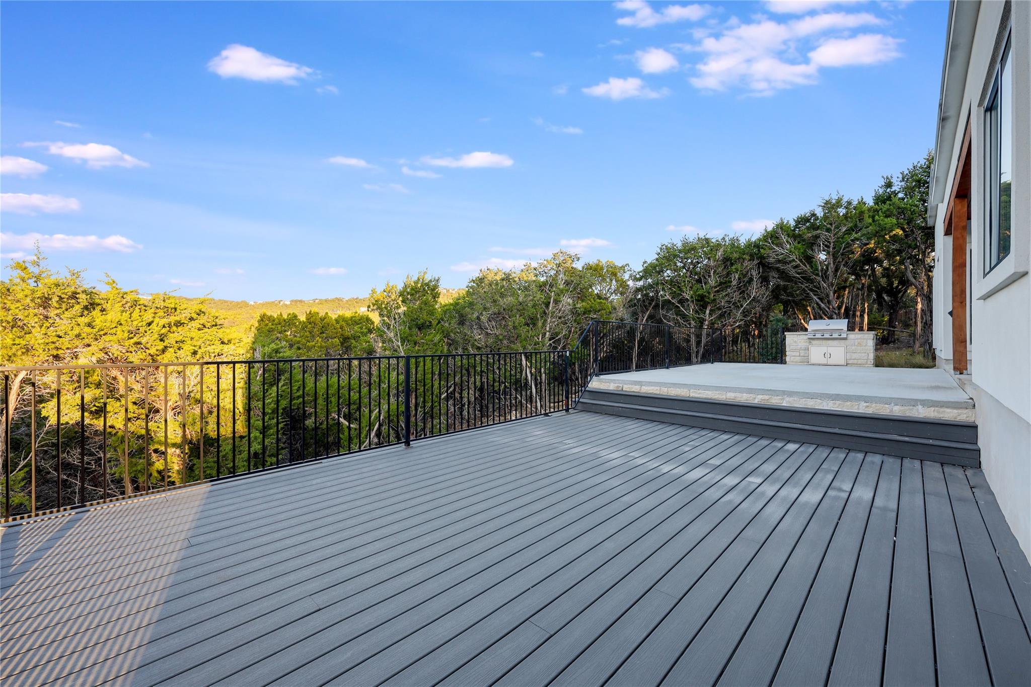 8009 Flintlock Cir, Lago Vista, TX 78645