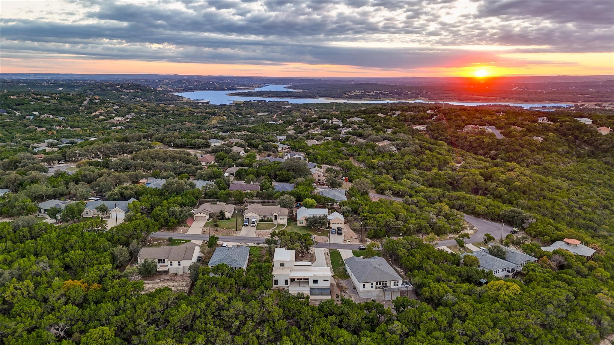 8009 Flintlock Cir, Lago Vista, TX 78645